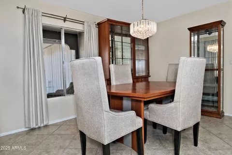 Dining - 4301 E Sacaton St, Phoenix, AZ 85044 photo 1 of 1