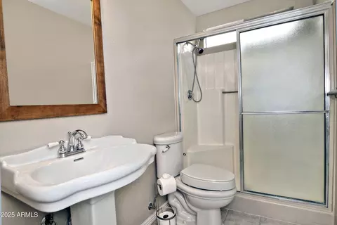 Bath - 4301 E Sacaton St, Phoenix, AZ 85044 photo 3 of 3