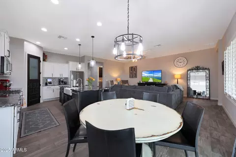 Dining - 6915 E Quince St, Mesa, AZ 85207 photo 2 of 2
