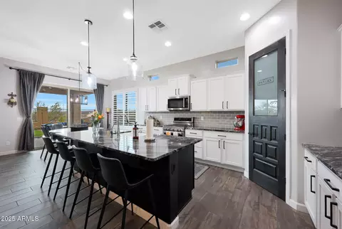 Kitchen - 6915 E Quince St, Mesa, AZ 85207 photo 2 of 6