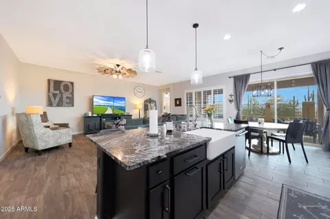 Kitchen - 6915 E Quince St, Mesa, AZ 85207 photo 4 of 6