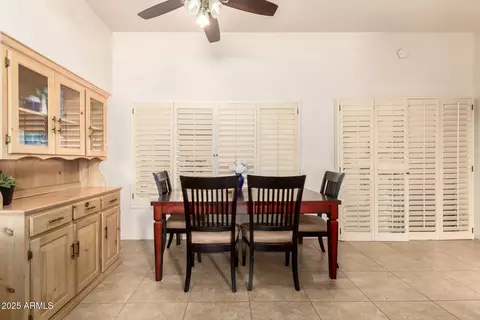 Dining - 1316 E Winged Foot Rd, Phoenix, AZ 85022 photo 1 of 2