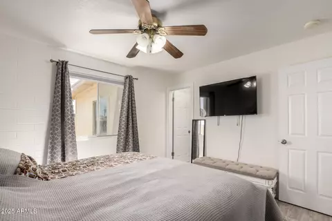 Bedroom - 433 E Taylor St, Tempe, AZ 85288 photo 2 of 4