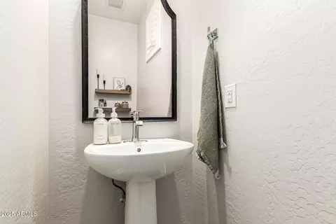 Bath - 4765 S Ferric --, Mesa, AZ 85212 photo 1 of 3