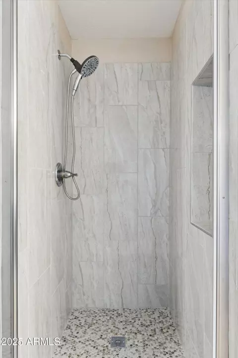Bath - 1692 Elgin St, Gilbert, AZ 85295 photo 4 of 5