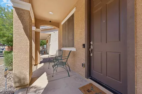 Exterior - 1692 Elgin St, Gilbert, AZ 85295 photo 2 of 2