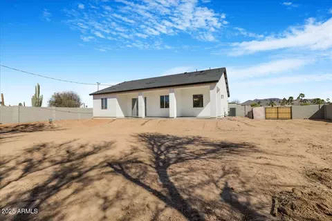 Exterior - 1225 N Ironwood Dr, Apache Junction, AZ 85120 photo 5 of 6