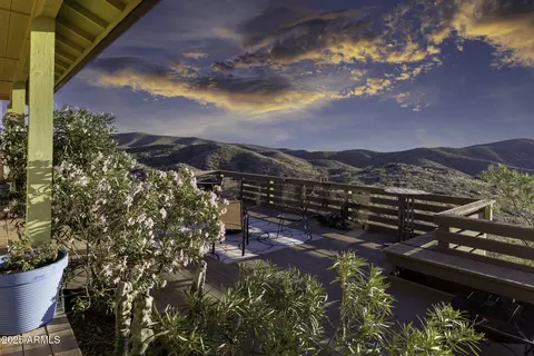 5975 W Aurora Hills Rd, Morristown, AZ 85342