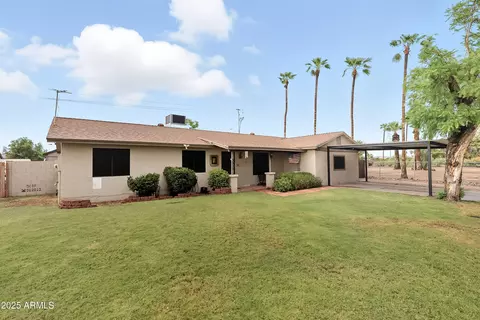 3930 W Desert Hills Dr, Phoenix, AZ 85029