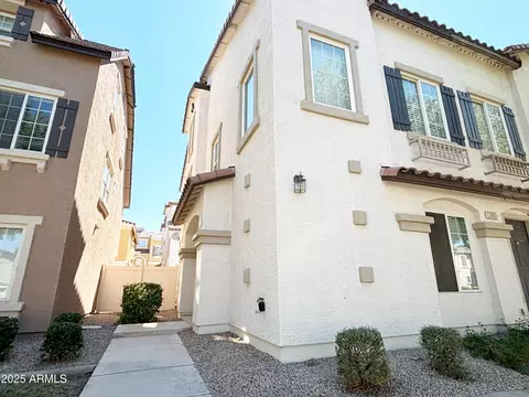 1298 S Owl Dr, Gilbert, AZ 85296