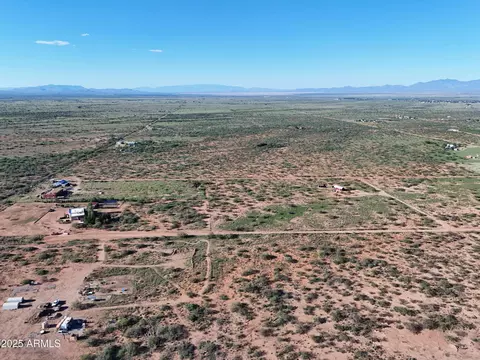 0 E Devon -- #24, Pearce, AZ 85625 photo 14