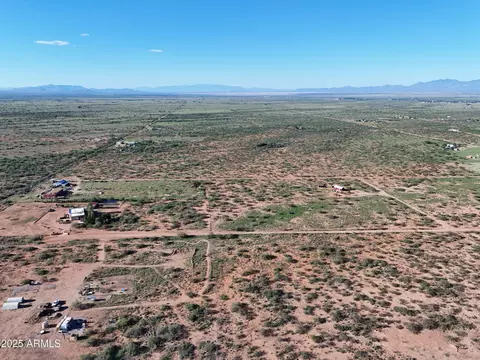 0 E Devon -- #24, Pearce, AZ 85625 photo 4