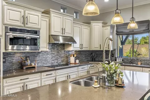 1130 E Clifton Ct, Gilbert, AZ 85295 photo 9