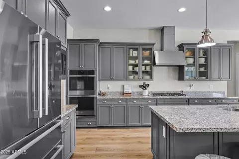 Kitchen - 1439 E Mead Dr, Gilbert, AZ 85298 photo 6 of 8