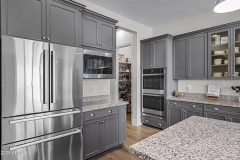 Kitchen - 1439 E Mead Dr, Gilbert, AZ 85298 photo 5 of 8