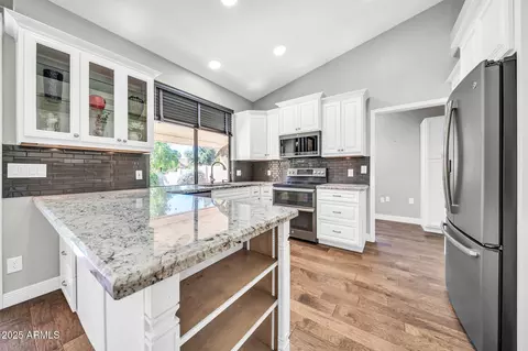 9551 W Sierra Pinta Dr, Peoria, AZ 85382