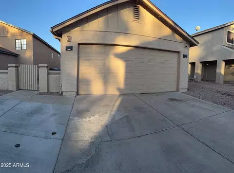 921 S Val Vista Dr #28, Mesa, AZ 85204