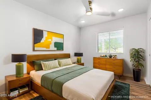 Bedroom - 2201 E Kings Ave, Phoenix, AZ 85022 photo 5 of 6
