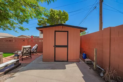 Exterior - 2201 E Kings Ave, Phoenix, AZ 85022 photo 6 of 13