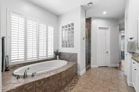 4636 E Carriage Ct, Gilbert, AZ 85297 photo 24