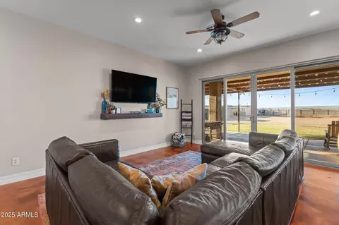 Living - 21944 W Gambit Trl, Wittmann, AZ 85361 photo 1 of 1