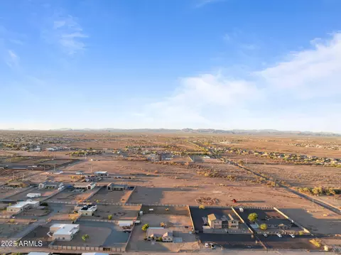 View/Area - 21944 W Gambit Trl, Wittmann, AZ 85361 photo 4 of 6