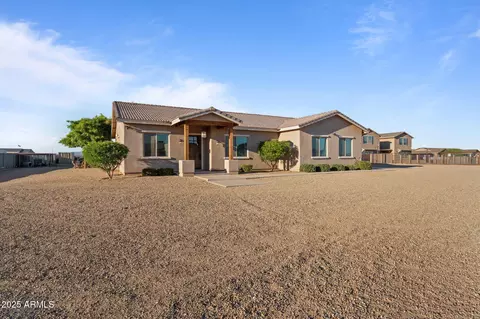 Exterior - 21944 W Gambit Trl, Wittmann, AZ 85361 photo 11 of 14