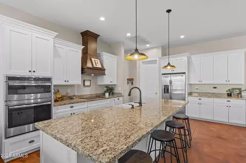 Kitchen - 21944 W Gambit Trl, Wittmann, AZ 85361 photo 2 of 5