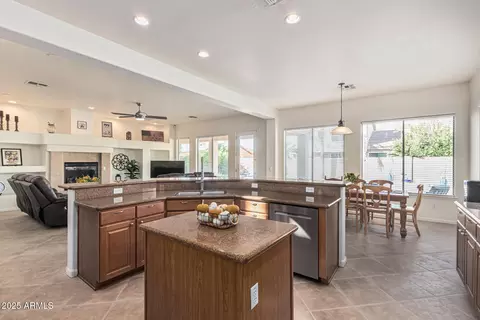 Kitchen - 246 E Frances Ln, Gilbert, AZ 85295 photo 1 of 2