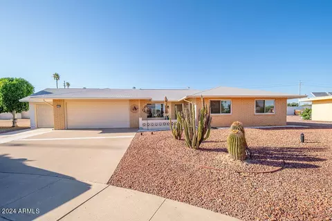 9710 W Campana Dr, Sun City, AZ 85351