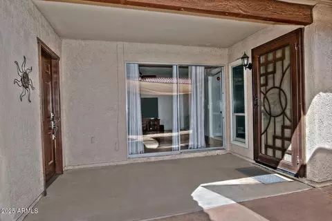 Exterior - 5202 E Tamblo Dr, Phoenix, AZ 85044 photo 4 of 10