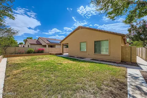 498 E Trellis Rd, San Tan Valley, AZ 85140