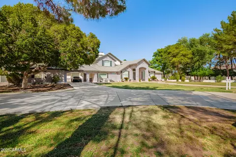 2350 N Hall Cir, Mesa, AZ 85203