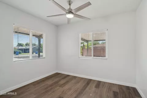 2310 E Amelia Ave, Phoenix, AZ 85016 photo 14