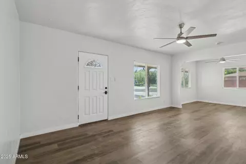 2310 E Amelia Ave, Phoenix, AZ 85016 photo 8