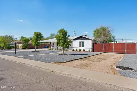 2310 E Amelia Ave, Phoenix, AZ 85016 photo 3