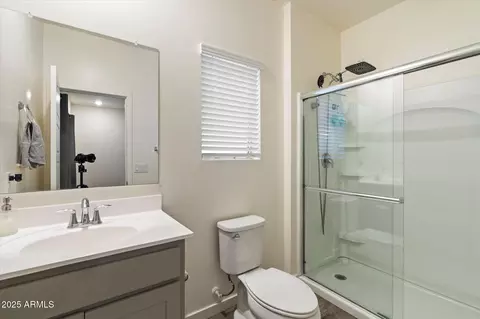 Bath - 2259 W Harmont Dr, Phoenix, AZ 85021 photo 1 of 3