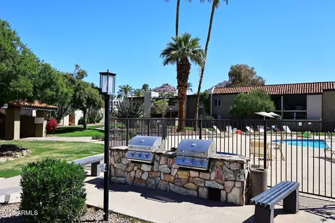 Exterior - 4201 E Camelback Rd #9, Phoenix, AZ 85018 photo 1 of 3