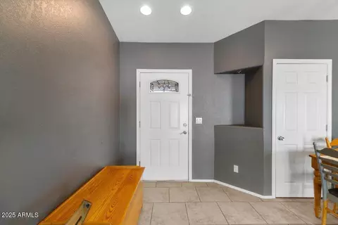 Entry Way - 2540 E Mcarthur Dr, Tempe, AZ 85288 photo 1 of 2