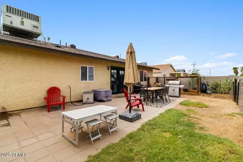 Exterior - 2540 E Mcarthur Dr, Tempe, AZ 85288 photo 3 of 6