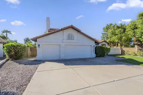 125 S Park Grove Ct, Gilbert, AZ 85296