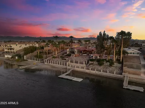 361 Riverfront Dr, Bullhead City, AZ 86442