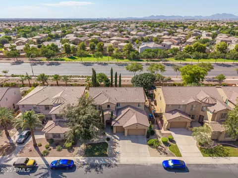 View/Area - 11123 E Risata Ave, Mesa, AZ 85212 photo 9 of 10