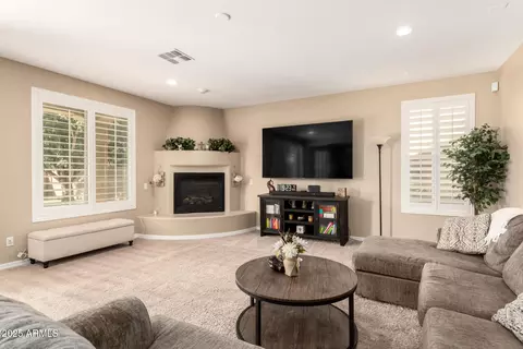 Living - 11123 E Risata Ave, Mesa, AZ 85212 photo 2 of 3