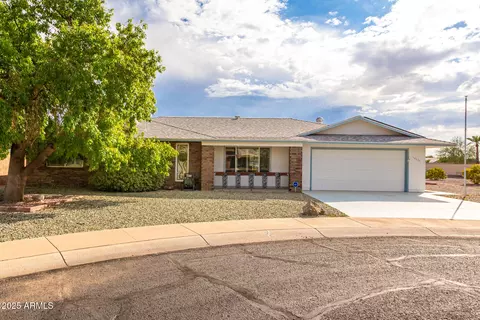 10625 W Chisholm Ct, Sun City, AZ 85373