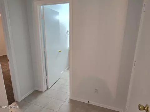 Entry Way - 2101 S Meridian Rd #417, Apache Junction, AZ 85120 photo 2 of 4