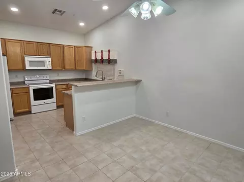 Kitchen - 2101 S Meridian Rd #417, Apache Junction, AZ 85120 photo 1 of 8