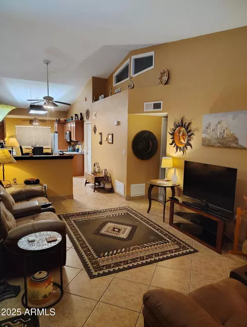 455 S Delaware Dr #124, Apache Junction, AZ 85120
