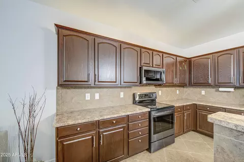 Kitchen - 21503 E North Ct, Queen Creek, AZ 85142 photo 8 of 8