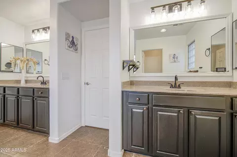 Bath - 21503 E North Ct, Queen Creek, AZ 85142 photo 12 of 14
